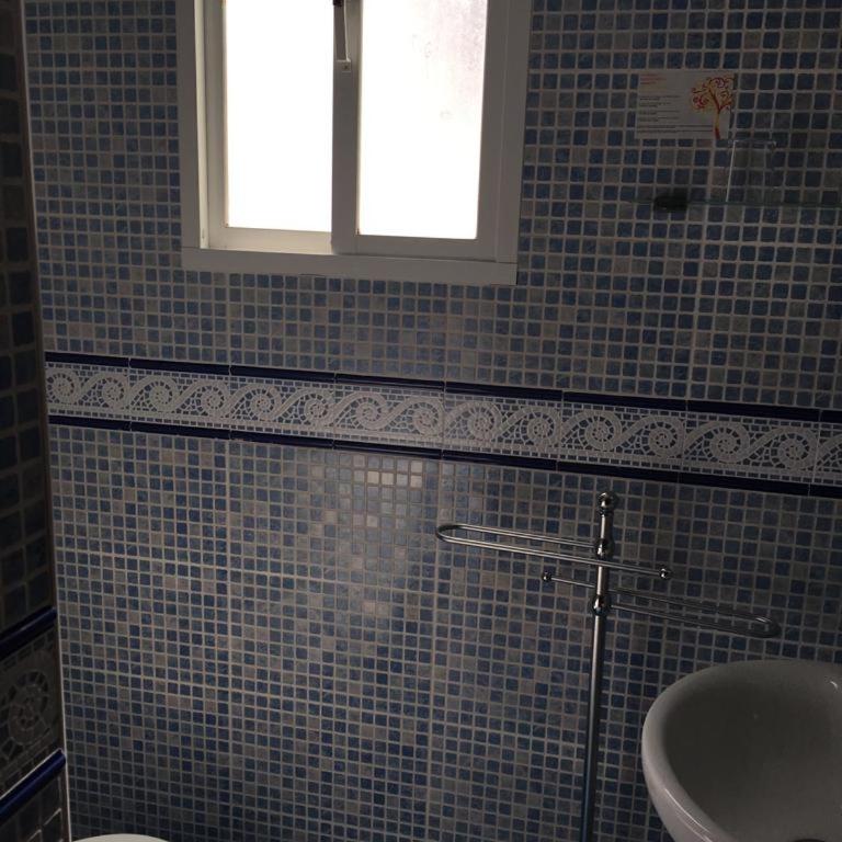 Hostal Fantoni - Habitación Doble con baño externo - 1 o 2 camas - 7