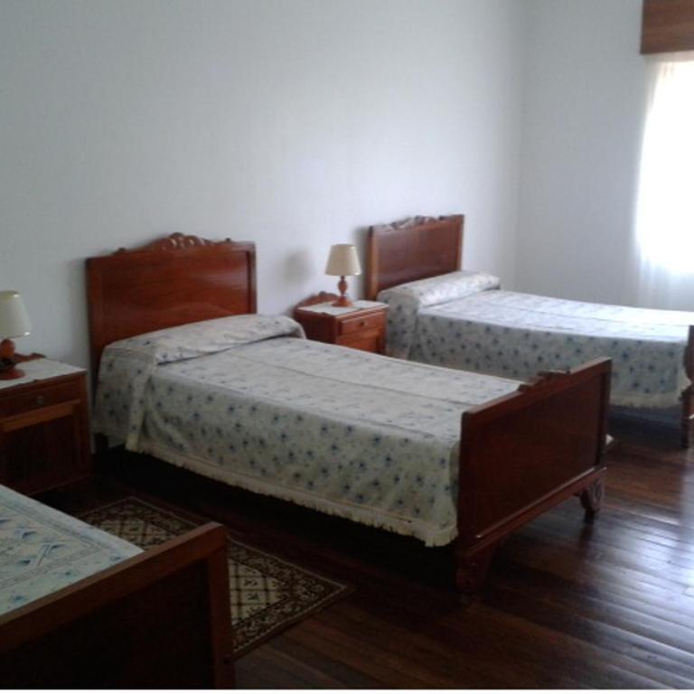 Hostal Pumar - Habitación Triple Básica con baño compartido - 6