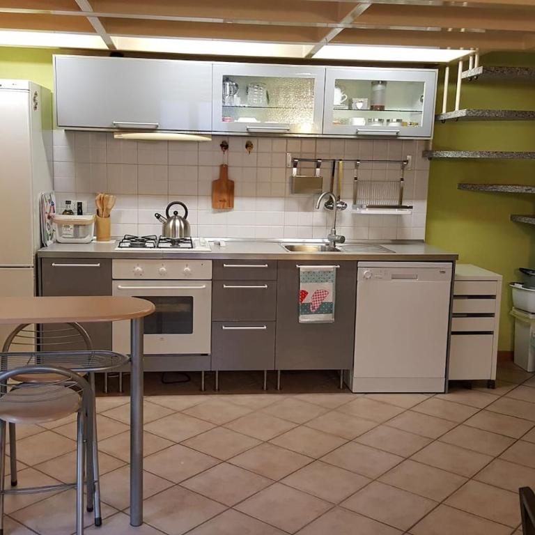 IL SOPPALCO, cozy open space with loft in Como center - Appartamento con 1 Camera da Letto - 9