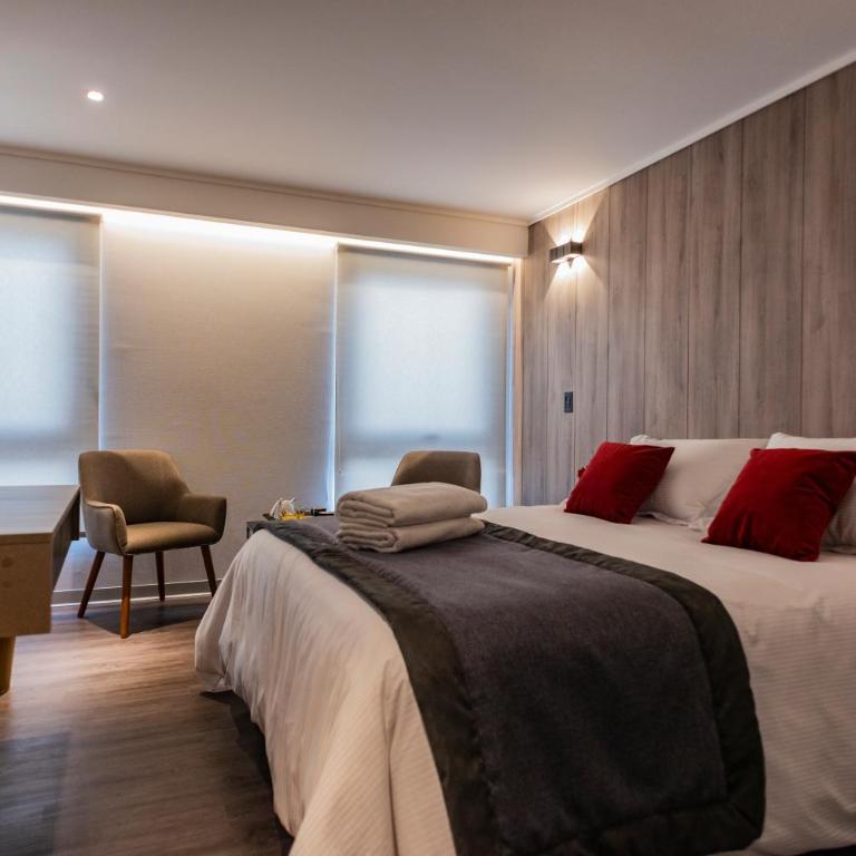 Hotel H9 - Suite con cama grande - 1