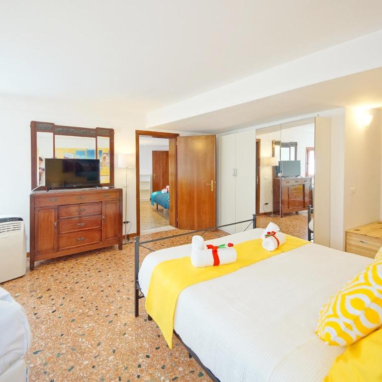 Best Venice Terrace - Appartamento con 2 Camere da Letto - 13