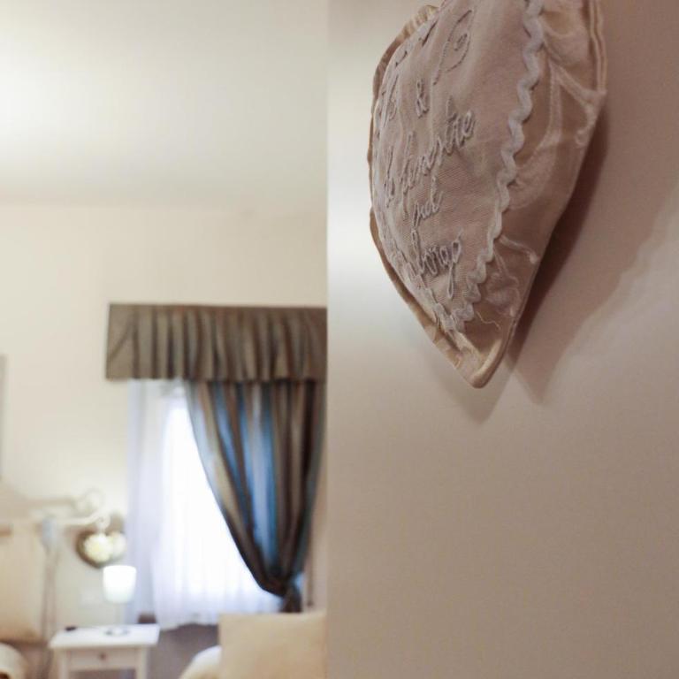 Le Finestre sul Borgo Rooms - Camera Tripla con Bagno Privato - 10