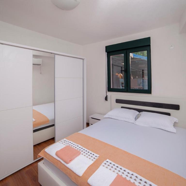Dunja Boka Bay - Apartment with Terrace - 11