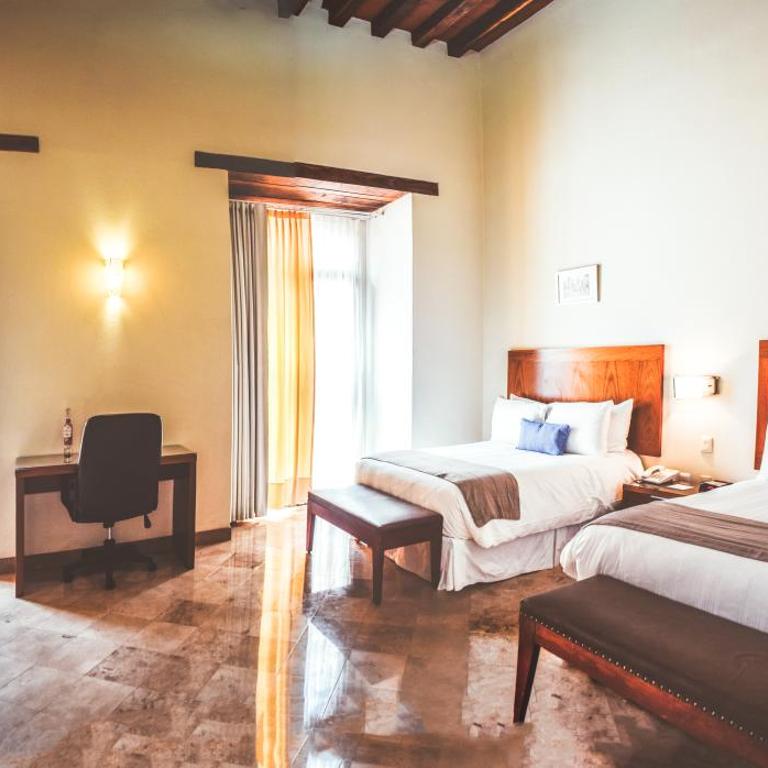 Hotel Parador de Alcalá - Habitación Doble Superior - 2 camas dobles - 4
