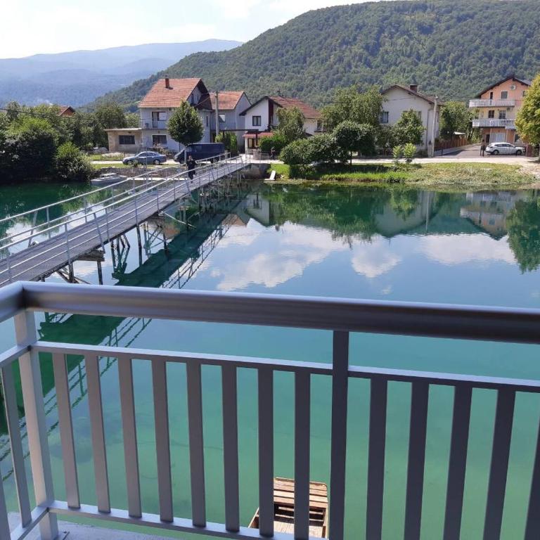 Apartman View Una - Three-Bedroom House - 32