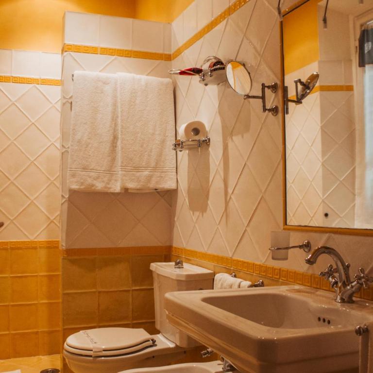 B&B Villa Agnese Lucca - Camera Matrimoniale con Letto Supplementare - 44