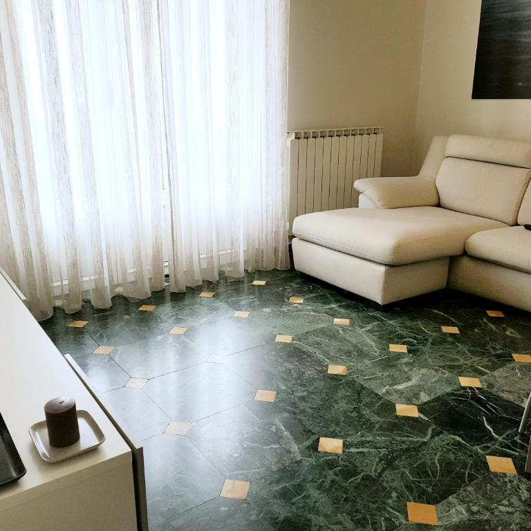 Appartamento Azalea - Appartamento con 2 Camere da Letto - 2