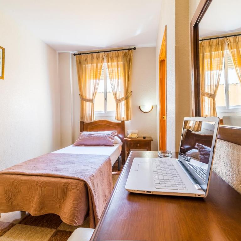 Hotel Sevilla - Habitación Individual - 1