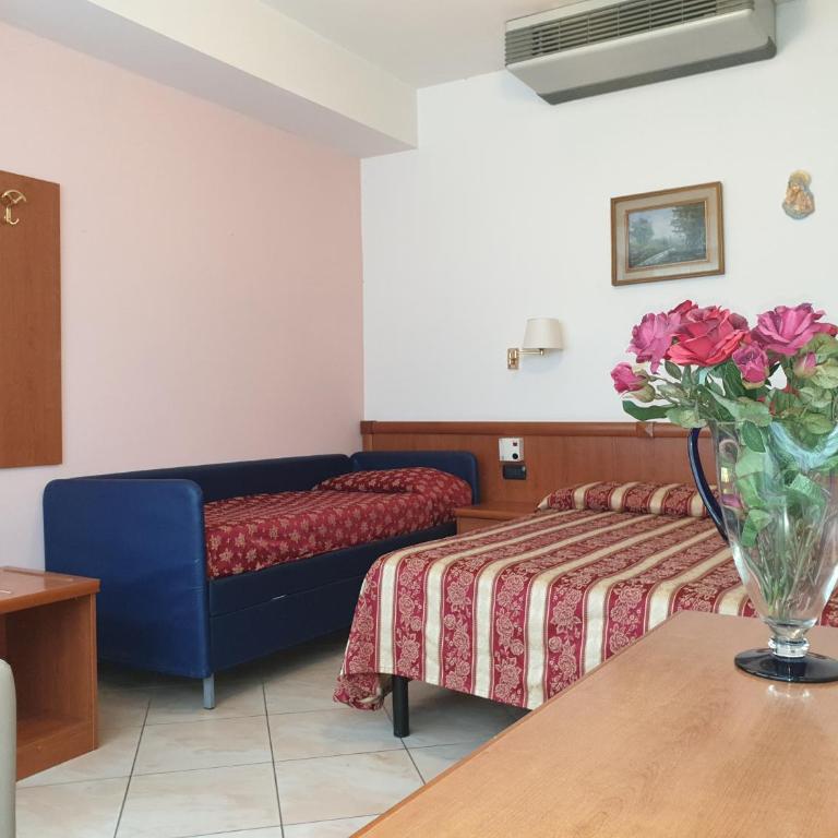 Hotel Ginevra - Camera Matrimoniale Standard - 2
