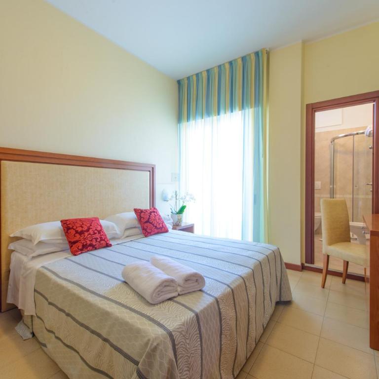 Hotel Zeus - Camera Matrimoniale - 1