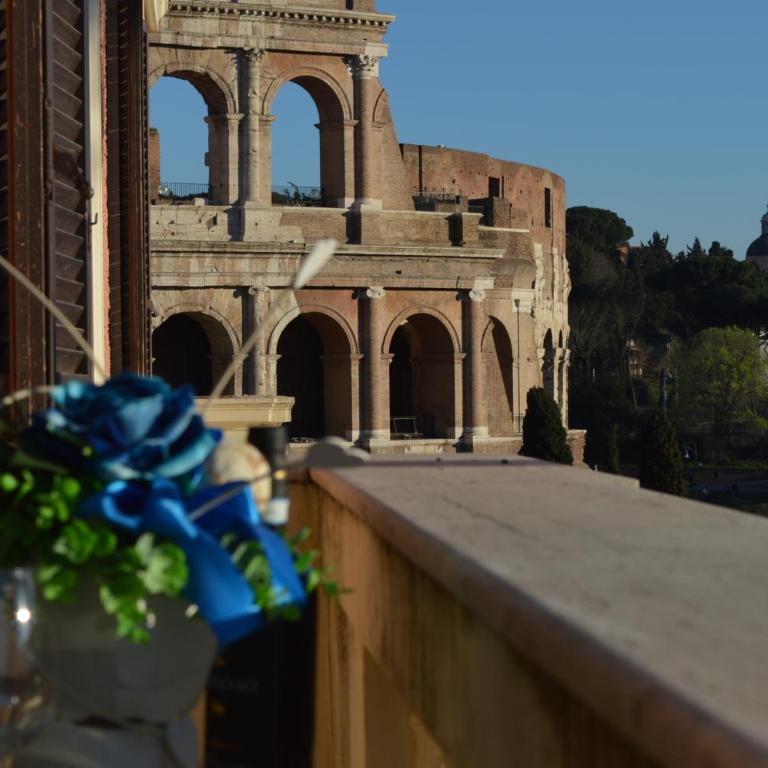 Balcony Colosseum View - Appartamento con 2 Camere da Letto - 1