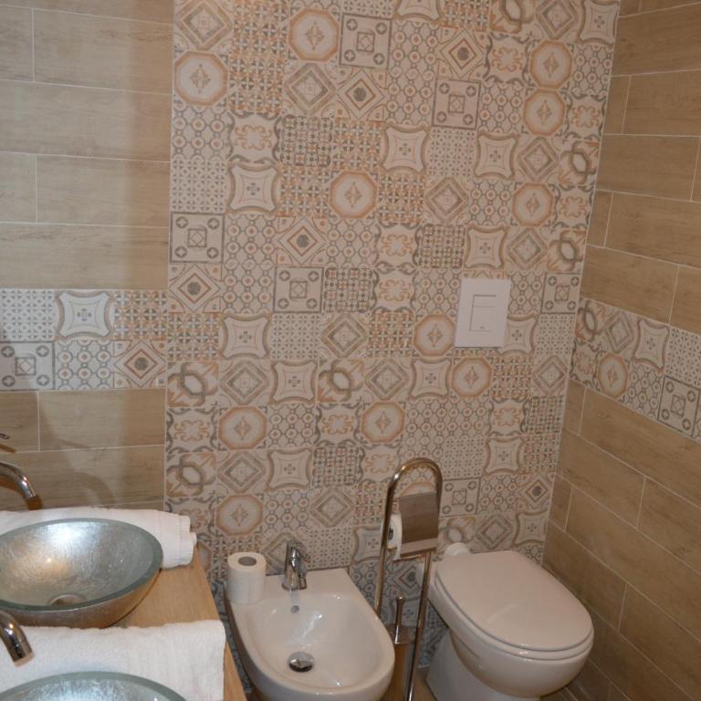 Balcony Colosseum View - Appartamento con 2 Camere da Letto - 34