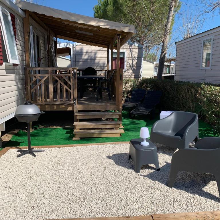 Mobilhome Vias plage dans Camping - Bungalow 3 Chambres - 40