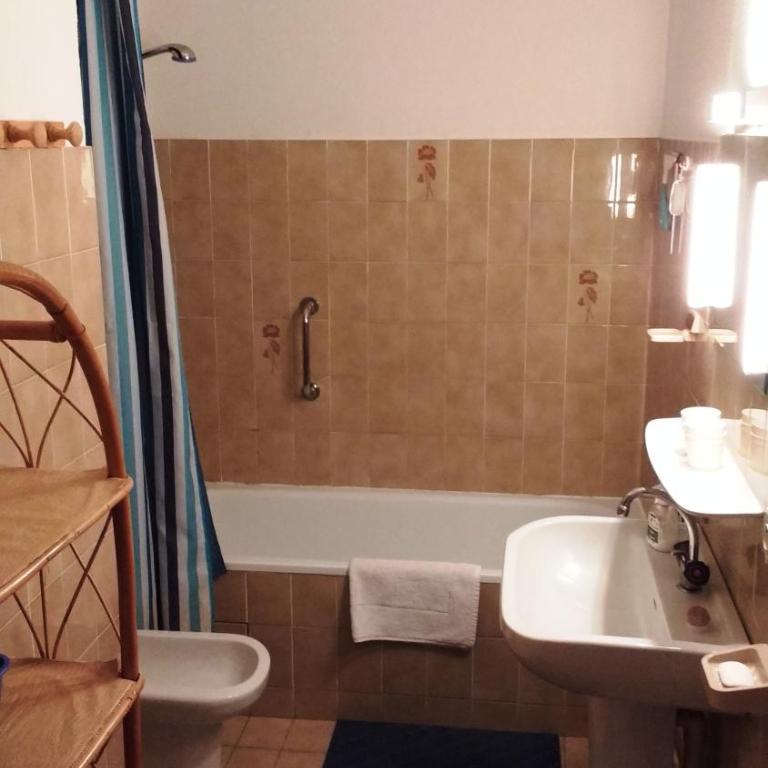 4SOM23 Appartement proche centre-ville - Apartamento de 1 dormitorio con terraza - 11
