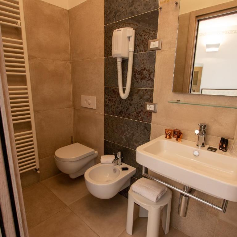 Hotel Corona - Standard Einzelzimmer - 2