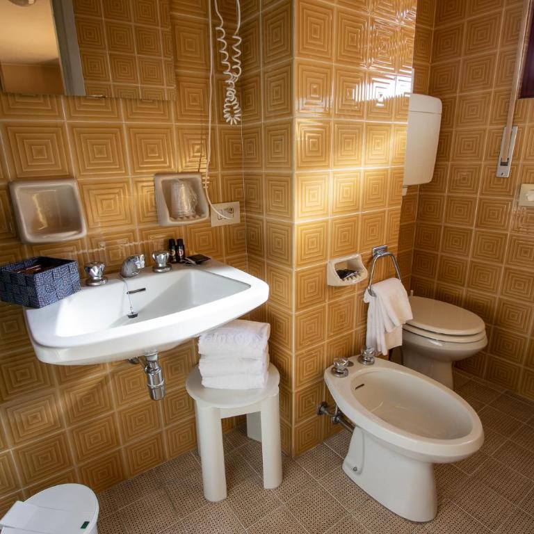 Hotel Corona - Economy Doppelzimmer - 2