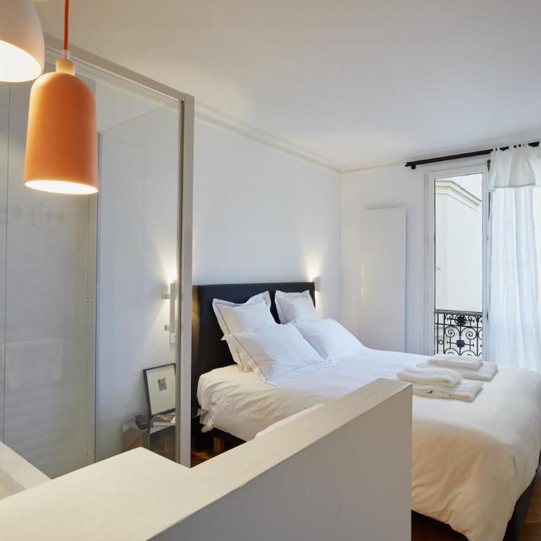 RESIDENCES HARCOURT - Ile Saint Louis - PARIS - Appartement Deluxe - 65