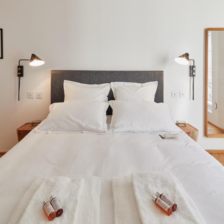 RESIDENCES HARCOURT - Ile Saint Louis - PARIS - Appartement Deluxe - 49