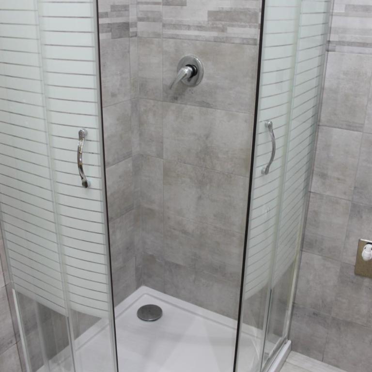 Loft con giardino in zona Appia Antica - One-Bedroom Apartment - 19
