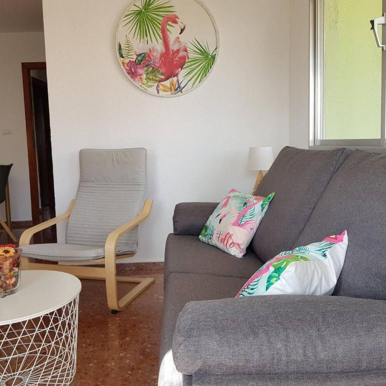 Fantástico apartamento en la playa - Three-Bedroom Apartment - 3