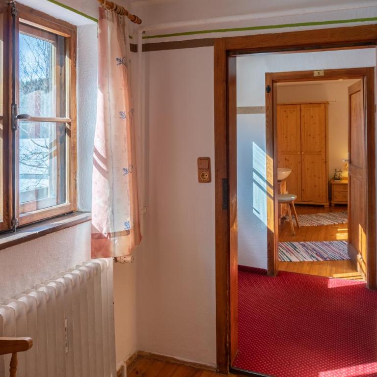 Hotel Restaurant Alatsee - Zweibettzimmer mit Gemeinschaftsbad - 2
