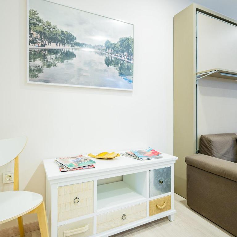 Exclusive quietness in the heart of Madrid with Public Parking, Breakfast, 2 bathrooms - Apartamento de 2 dormitorios - 9