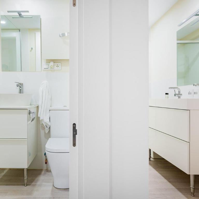 Exclusive quietness in the heart of Madrid with Public Parking, Breakfast, 2 bathrooms - Apartamento de 2 dormitorios - 20