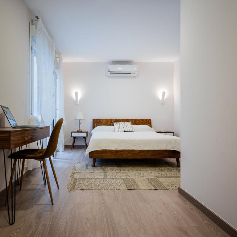Exclusive quietness in the heart of Madrid with Public Parking, Breakfast, 2 bathrooms - Apartamento con balcón - 7