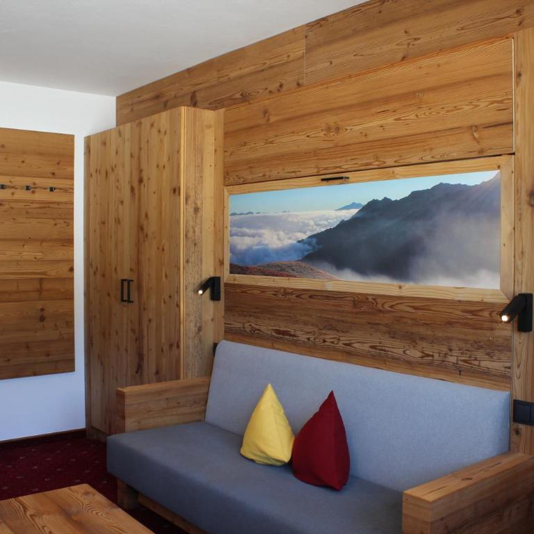 Ferienwohnungen Lechthaler - Apartment mit 2 Schlafzimmern und Gartenblick - 9