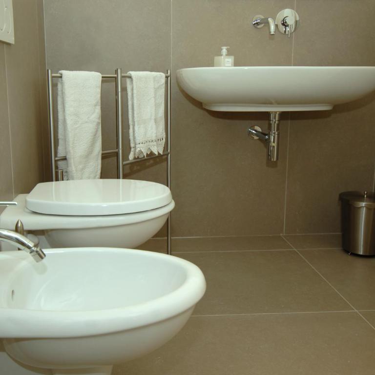 B&B Residenza Cavour - Camera Familiare (2 Adulti + 2 Bambini) - 10