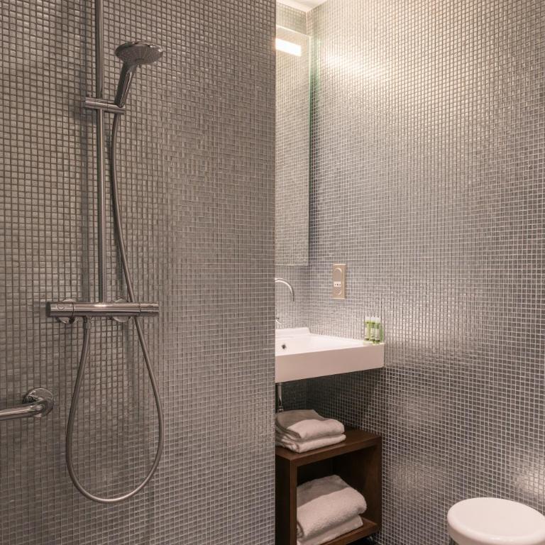 Crystal Hotel - Chambre Double Standard - 2