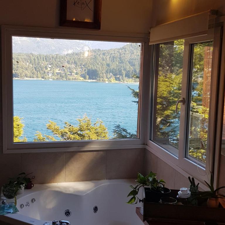 Albanta casa con costa en Bariloche - Casa Unifamiliar de 3 dormitorios - 44