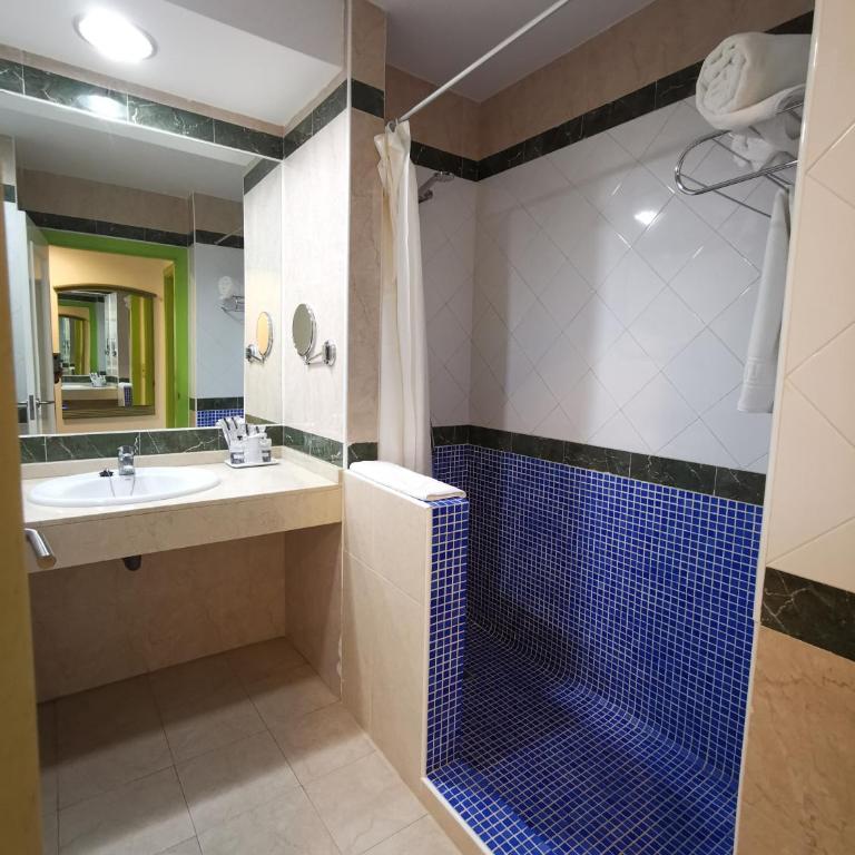 Hotel Puntazo II - Habitación Doble Económica - 2 camas - 17