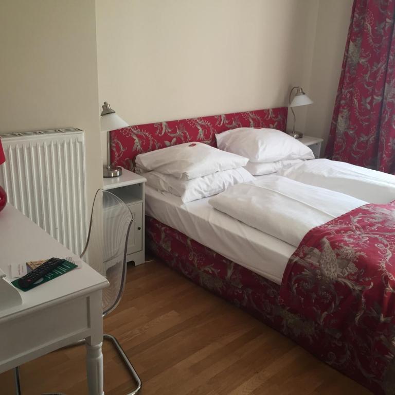 das HOTEL in München - Basic Doppel-/Zweibettzimmer - 4