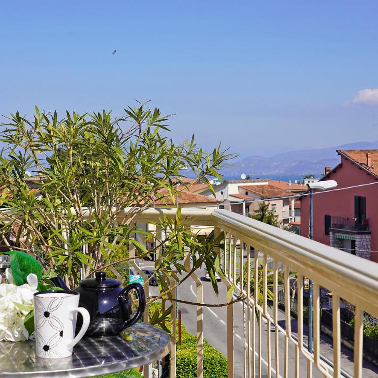 PeschieraHome Apartments - Appartamento Grande con 2 Camere da Letto - 9