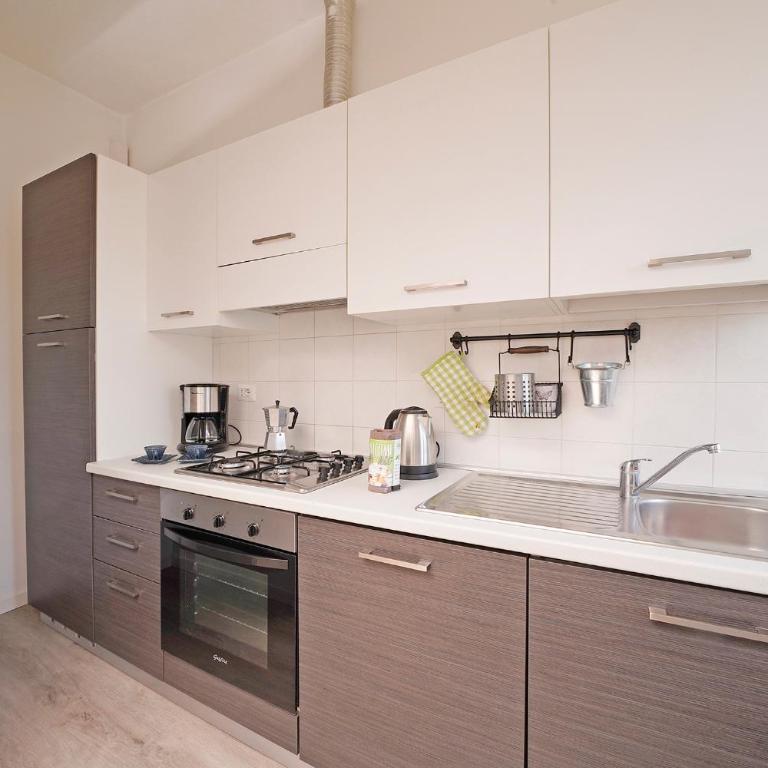 PeschieraHome Apartments - Appartamento Grande con 2 Camere da Letto - 3