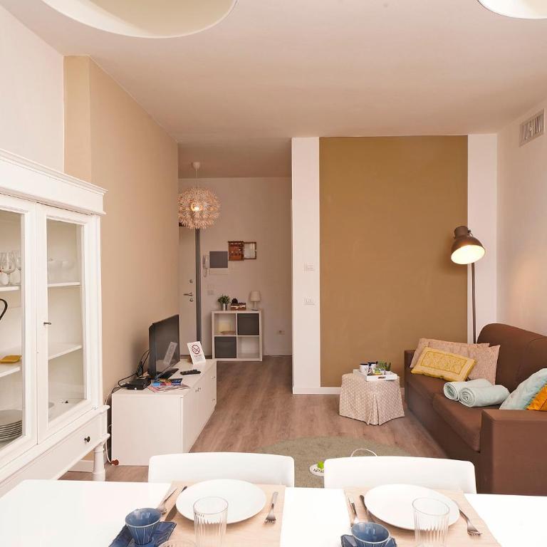 PeschieraHome Apartments - Appartamento Grande con 2 Camere da Letto - 2