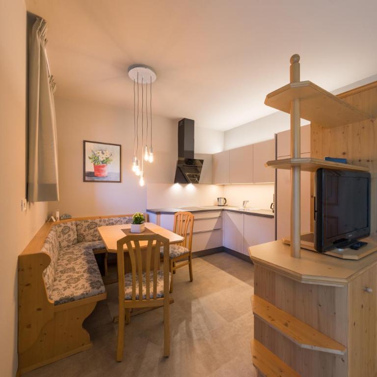 Residence Neuhäuslhof, Apartments Meran, GuestPass - Appartamento con Balcone - 2