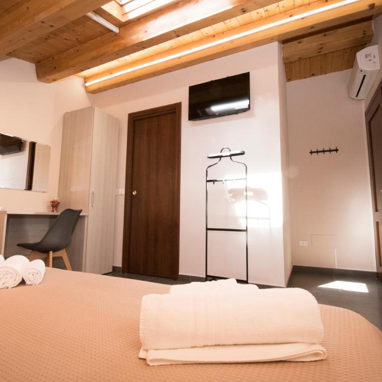 Casa Malaclà B&B - Camera Tripla con Bagno Privato - 4