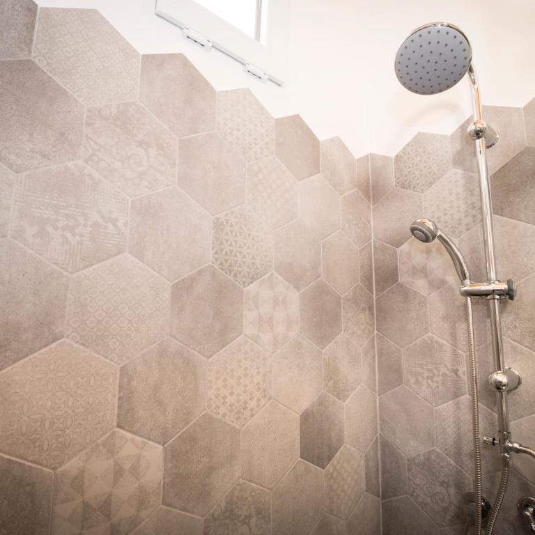 Casa Malaclà B&B - Camera Tripla con Bagno Privato - 12