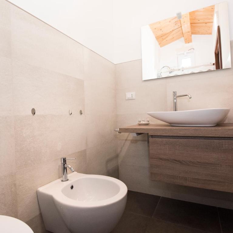 Casa Malaclà B&B - Camera Tripla con Bagno Privato - 13