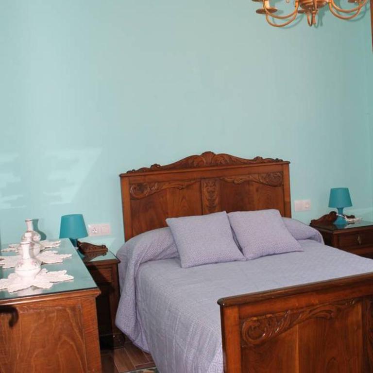 Casa Dana - Four-Bedroom House - 16