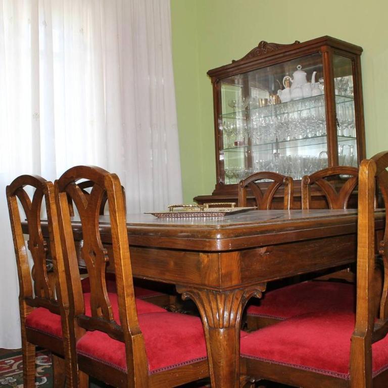 Casa Dana - Four-Bedroom House - 25