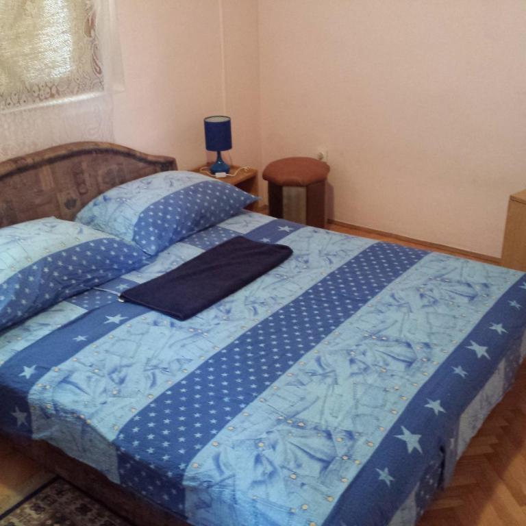 Apartments & Hostel Zdrava Hrana - Double or Twin Room - 1