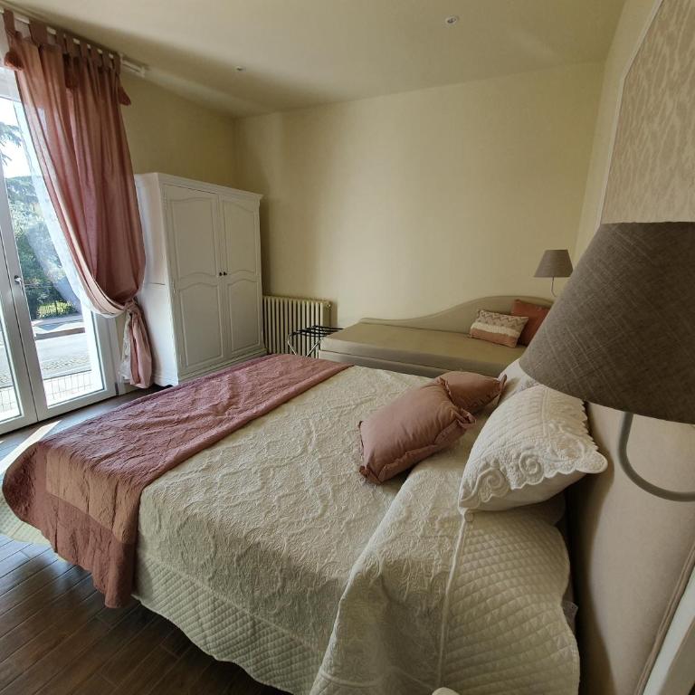 Romantic Home - Camera King con Balcone - 10