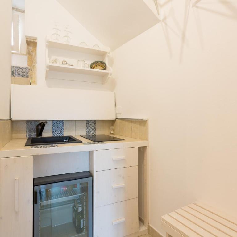 Evoca - Double Room with Extra Bed - 11