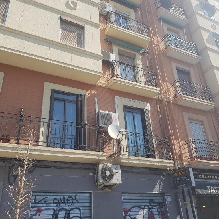 Domus Valencia Apartamentos centro frente a Torres de Serrano - Apartment - 23