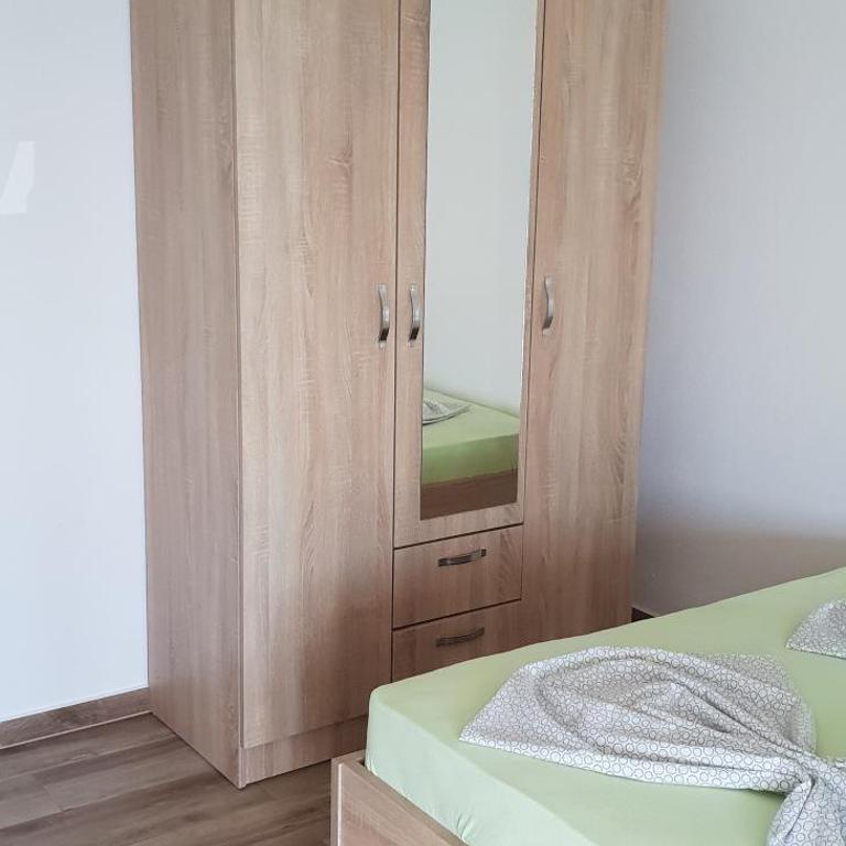Apartmani Sijaric - Apartment with Sea View - 3