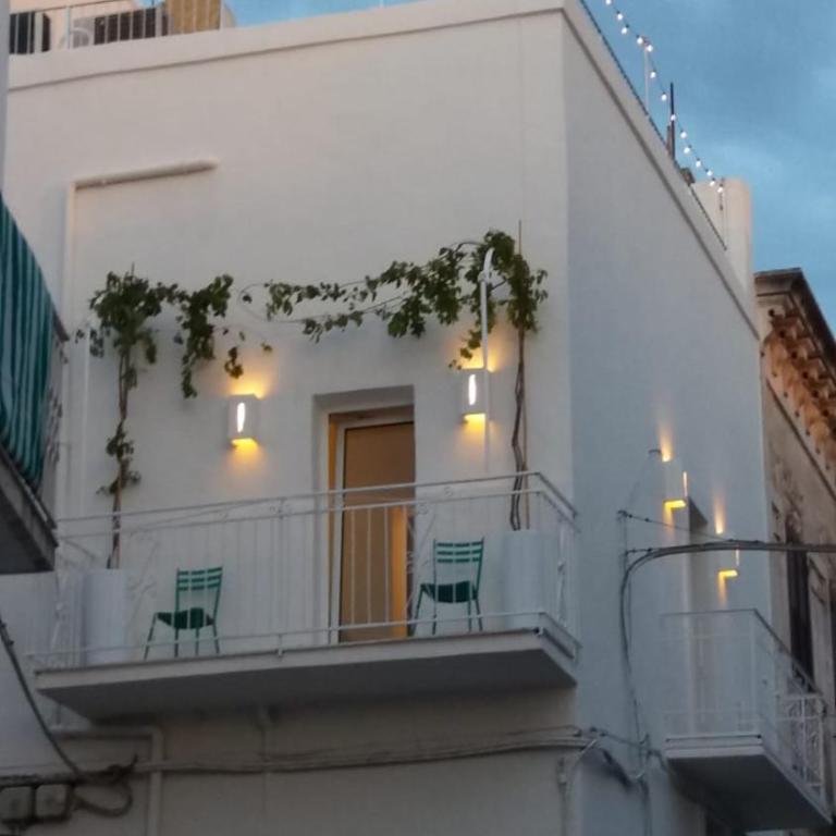 L'Angolo di Ostuni - Home&Terracex4 - Appartamento su 2 Livelli con 2 Camere da Letto - 3