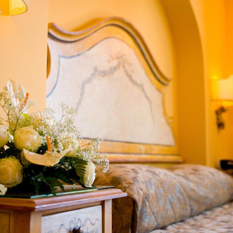 Hotel Palazzo Guardati - Deluxe Triple Room with Sea View - 6